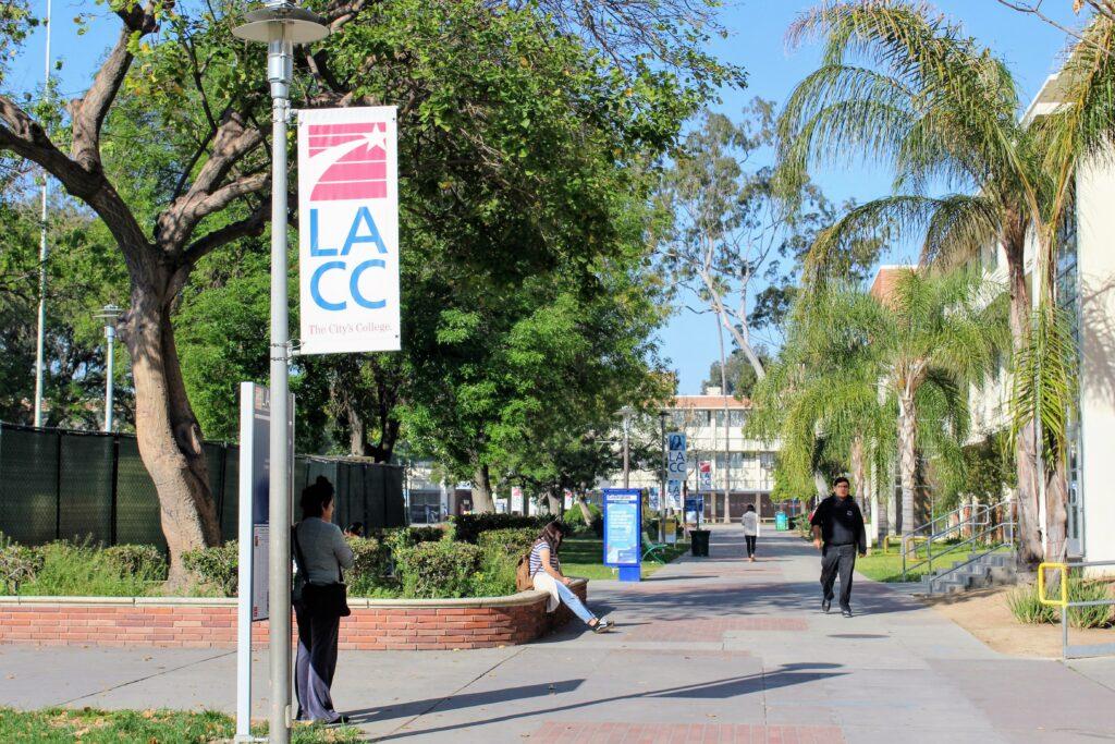 Advocates of major changes to Cal Grant look to Newsom